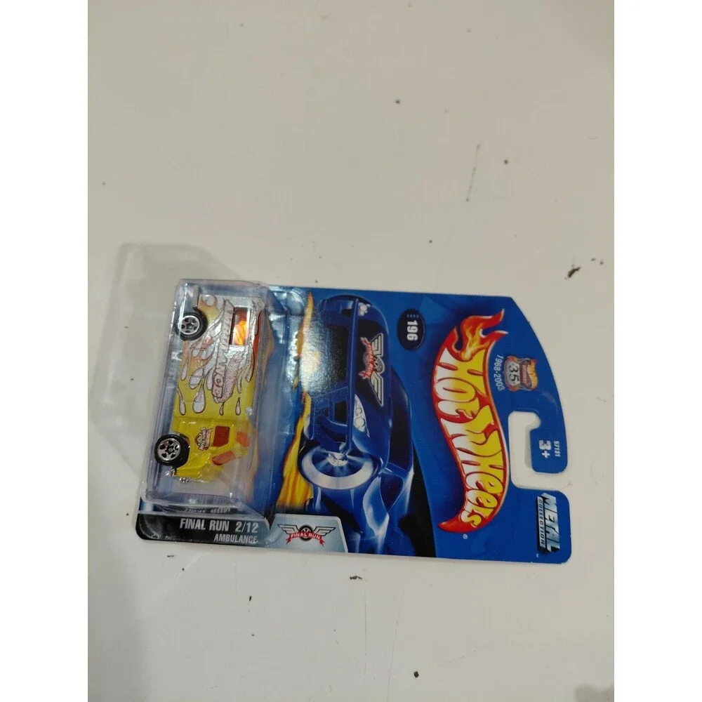 NIP Hot Wheels 2003 Final Run 1:64 Die Cast Yellow Ambulance
